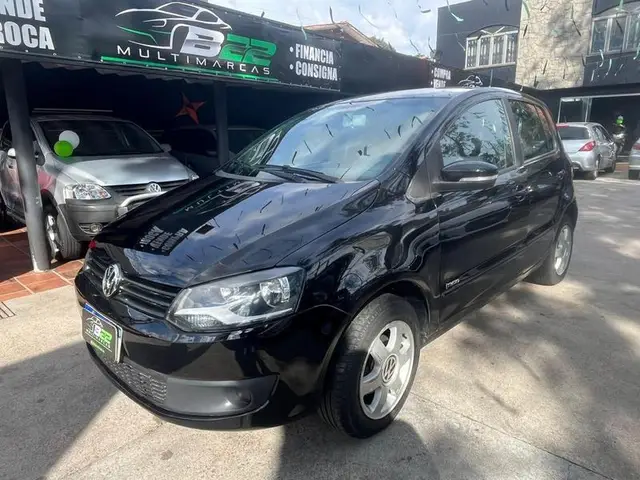 Carro Volkswagen Fox 2014 1.0 TEC (Flex) 4p