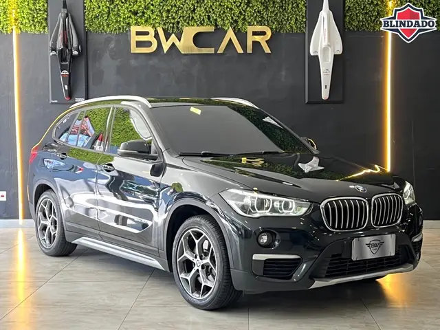 Carro BMW X1 2018 2.0 sDrive20i X-Line ActiveFlex