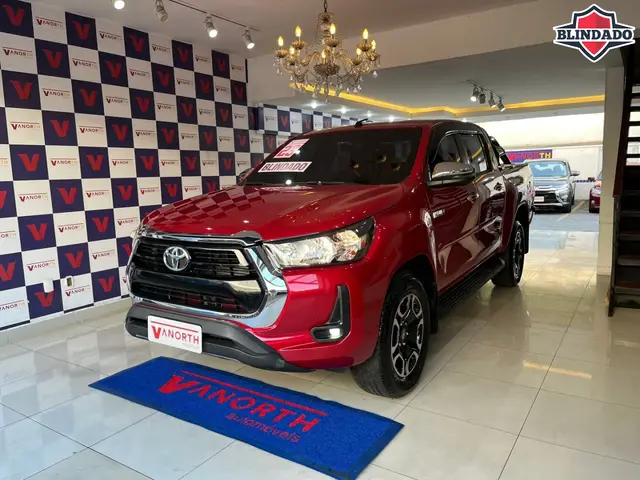 Carro Toyota Hilux Cabine Dupla 2023 SRV 4x4 2.8 Diesel