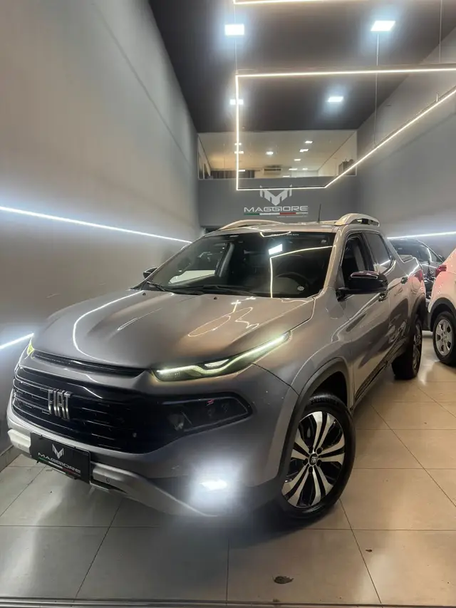 Carro Fiat Toro 2022 Volcano 2.0 TDI 4x4 (Aut)