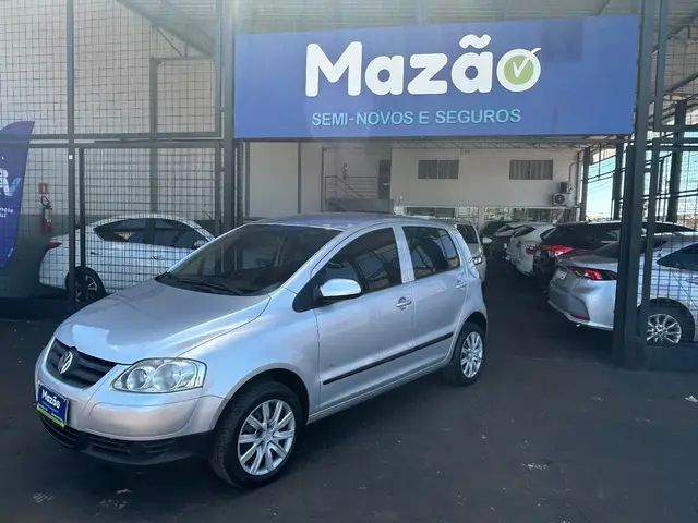 Carro Volkswagen Fox 2010 1.0 8V (Flex) 2p