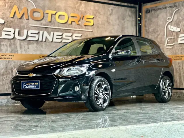 Carro Chevrolet Onix 2024 LT 1.0