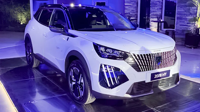 Novo Peugeot 2008 já recebeu versão híbrida esperada para o Brasil
