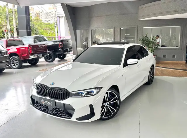 Carro BMW 320i 2024 M Sport 2.0 Turbo (Aut.)