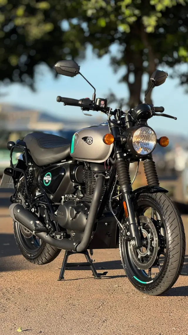 Carro Royal Enfield Hunter 350 2025 Dapper