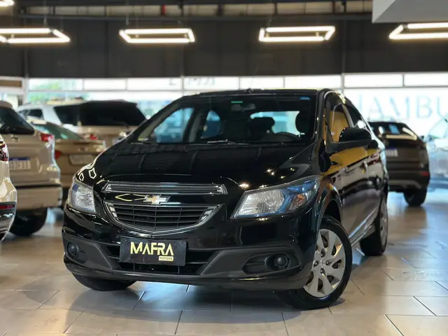 Carro Chevrolet Onix 2013 1.4 LT SPE/4