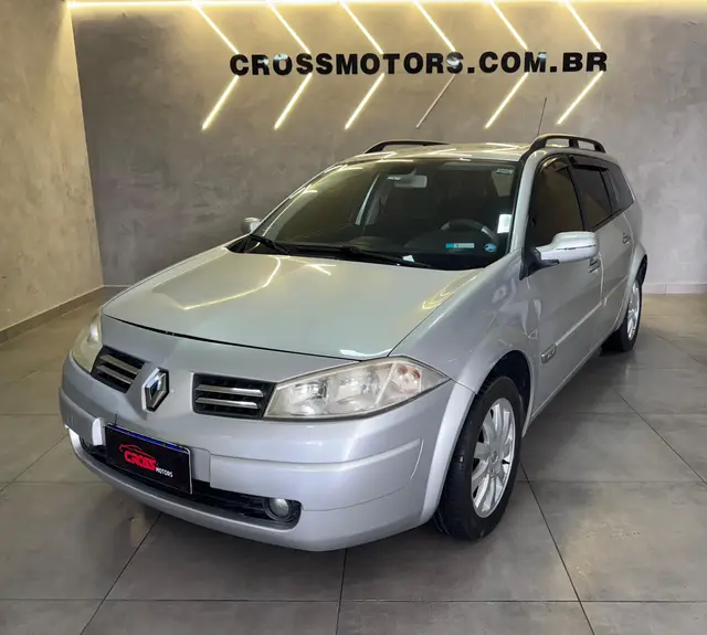 Carro Renault Megane Grand Tour 2012 Mégane Grand Tour Dynamique 1.6 16V (flex)