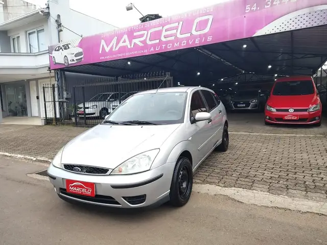 Carro Ford Focus Hatch 2007 GLX 1.6 8V