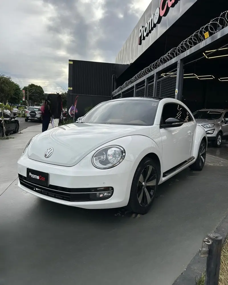 Volkswagen Fusca 2.0 TSi Sport DSG