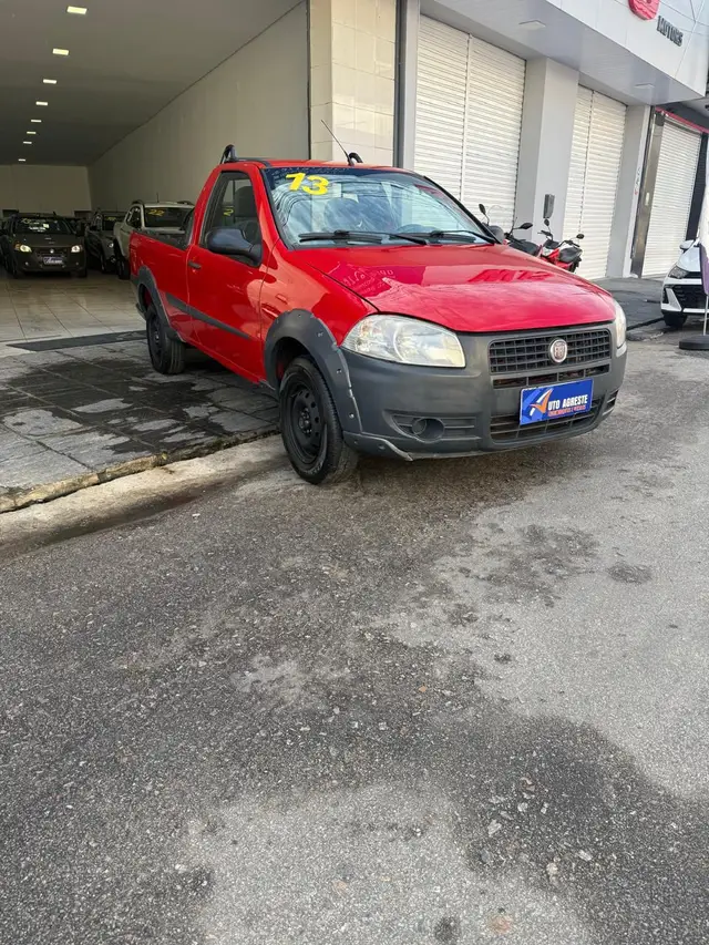 Carro Fiat Strada 2013 Working 1.4 (Flex)