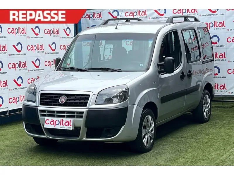 Fiat Doblò Essence 1.8 16V (Flex)