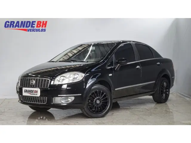 Carro Fiat Linea 2012 Essence 1.8 16V (Flex)