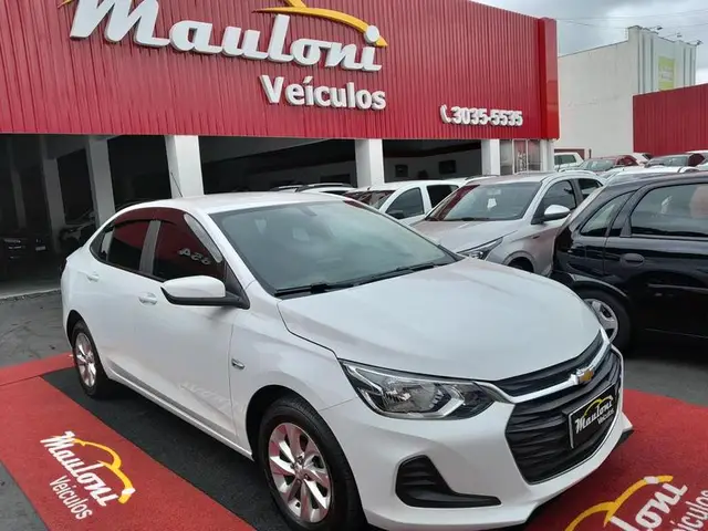 Carro Chevrolet Onix Plus 2023 LT 1.0
