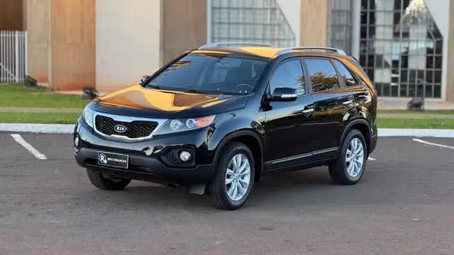 Carro Kia Sorento 2012 2.4 16V 4x2 (Aut)