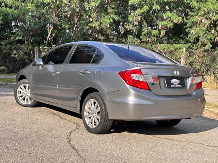 Civic LXS 1.8 i-VTEC (Aut) (Flex)