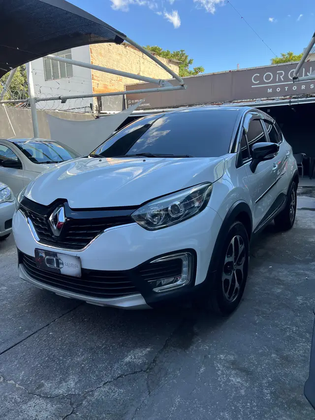 Carro Renault Captur 2019 Intense 1.6 16v SCe CVT (Flex)