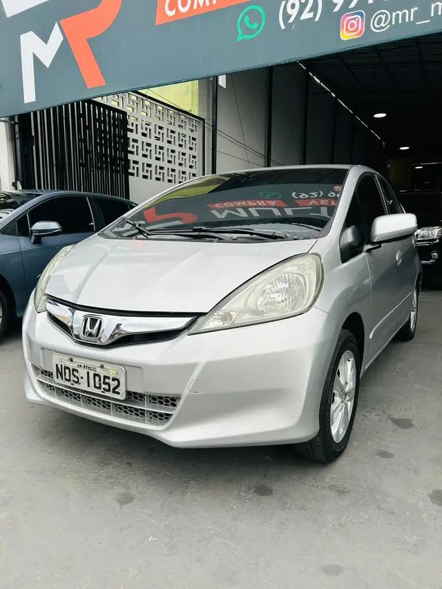Carro Honda Fit 2014 LX 1.4 (flex)