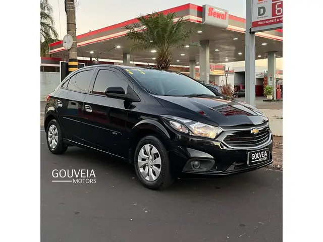 Carro Chevrolet Onix 2017 1.0 LT SPE/4