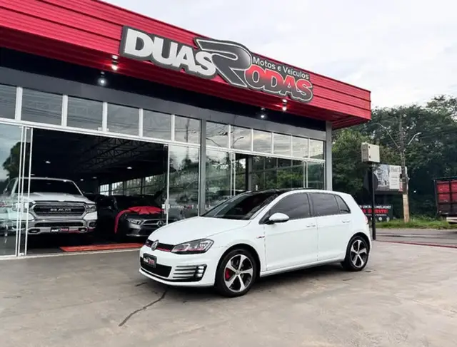Carro Volkswagen Golf 2017 GTI 2.0 TSi DSG