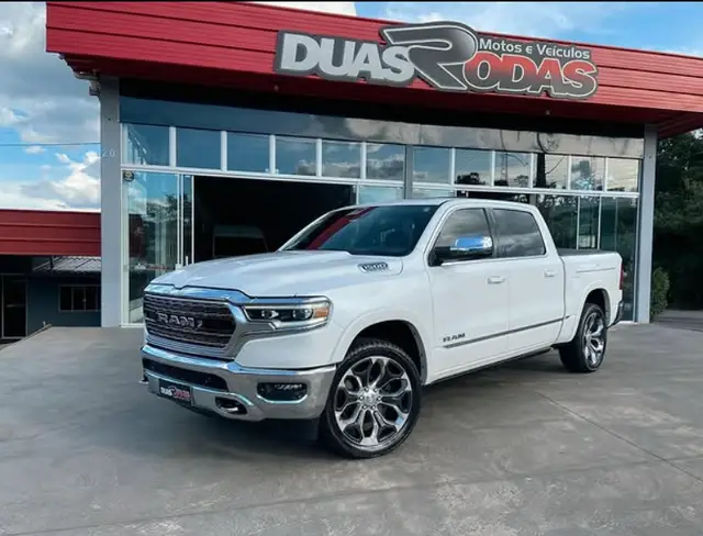 Carro RAM 1500 2023 Limited 5.7