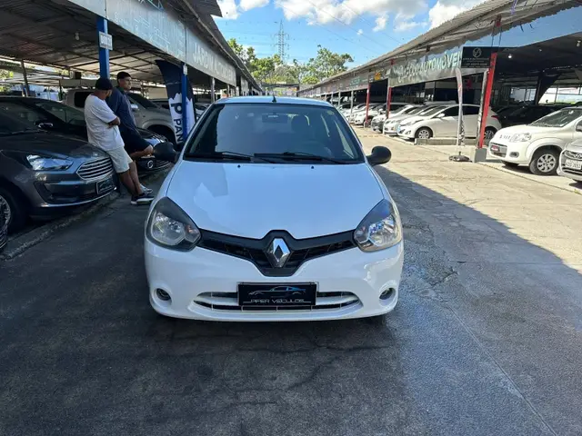 Carro Renault Clio 2015 Authentique 1.0 16V (Flex) 2p