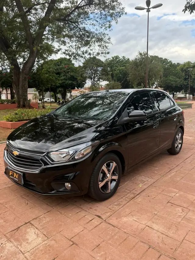 Carro Chevrolet Onix 2017 1.4 LTZ SPE/4