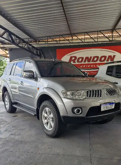 Carro Mitsubishi Pajero Dakar 2012 3.5 HPE 4WD (aut)(Flex)