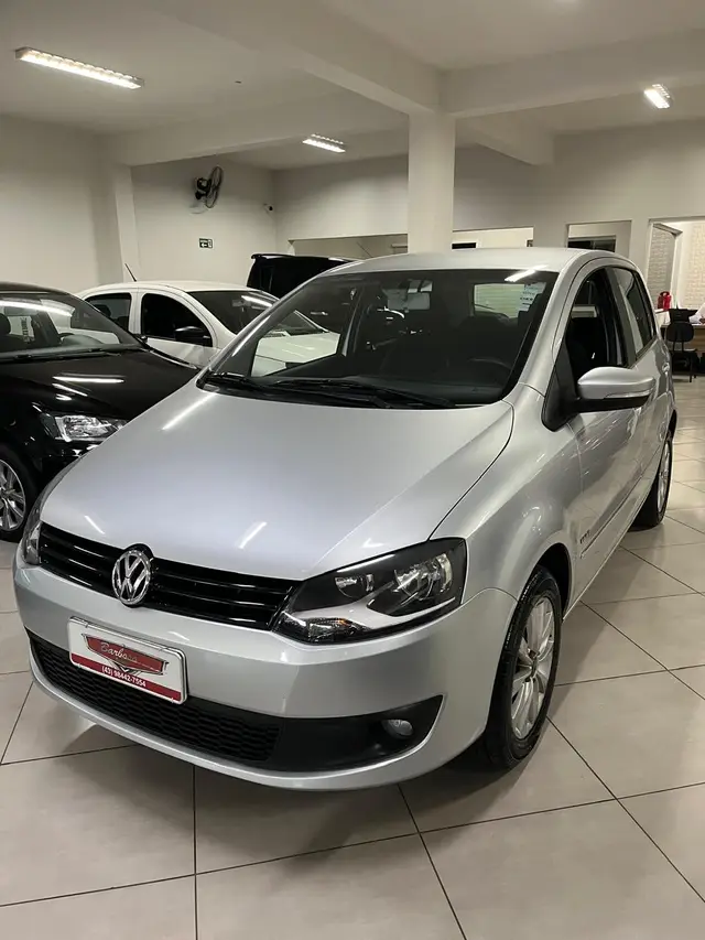 Carro Volkswagen Fox 2011 Prime 1.6 8V (Flex)