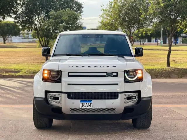 Carro Land Rover Defender 2022 HSE 110 2.0 SI4 (Aut)