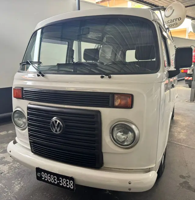 Carro Volkswagen Kombi Furgão 2014 Kombi Furgao 1.4 (Flex)
