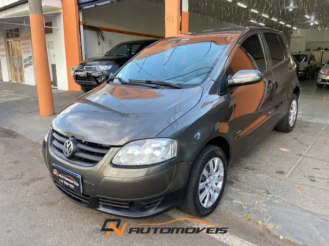 Carro Volkswagen Fox 2009 Plus 1.6 8V (Flex) 2p