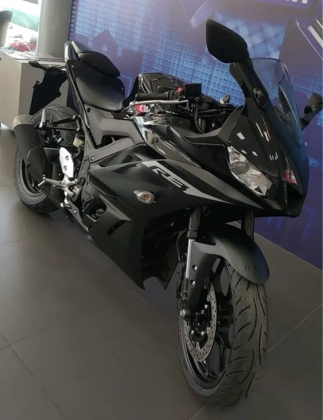 Moto Yamaha YZF R3 2025 ABS