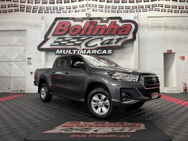 Carro Toyota Hilux Cabine Dupla 2020 Hilux 2.8 TDI CD SR 4x4 (Aut)