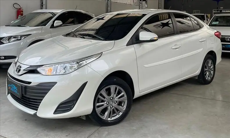 Toyota Yaris Sedan 1.5 XLS Connect CVT (Flex)