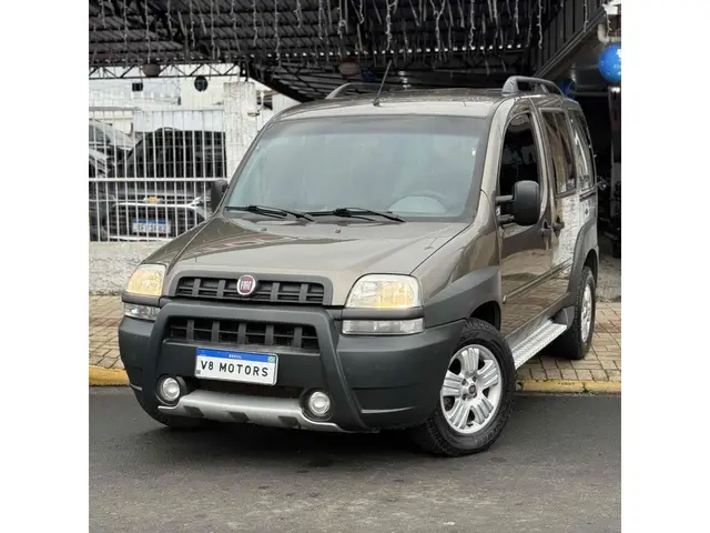 Carro Fiat Doblò 2009 Adventure 1.8 8V (Flex)