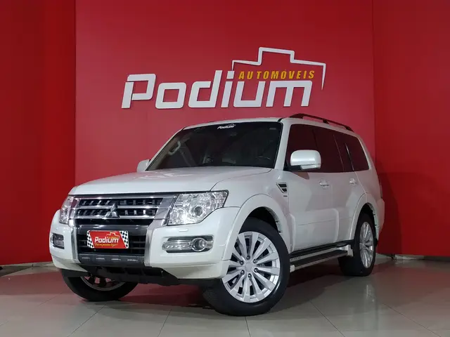 Carro Mitsubishi Pajero 2016 3.2 DI-D HPE 4WD (Aut)