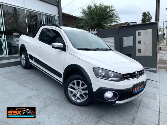 Carro Volkswagen Saveiro 2016 Cross 1.6 16v MSI CE (Flex)