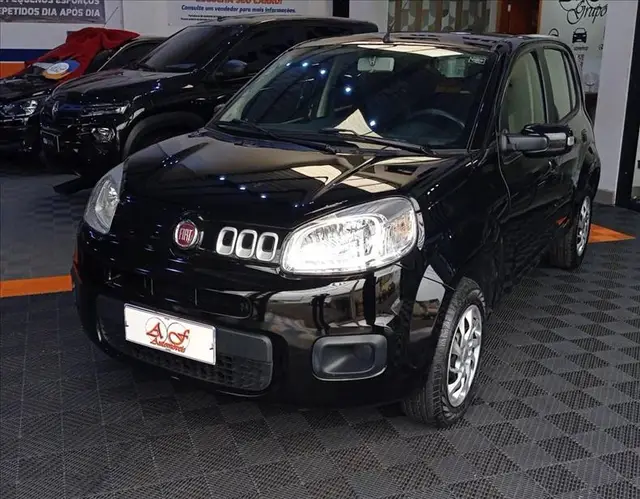 Carro Fiat Uno 2015 Evolution 1.4 8V (Flex) 4p