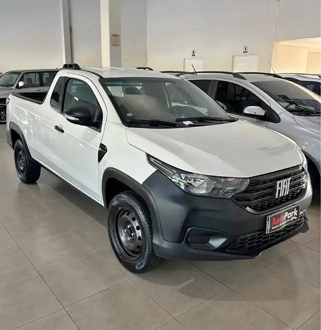 Carro Fiat Strada 2024 Endurance 1.3 Flex 8V CS