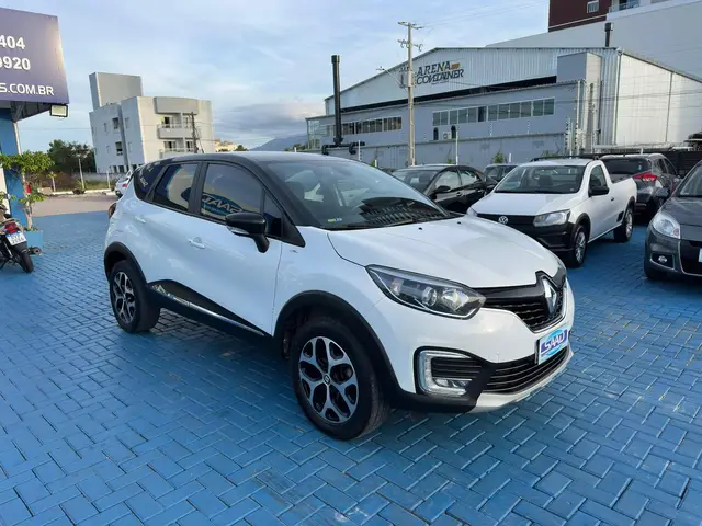 Carro Renault Captur 2021 BOSE 1.6 16v SCe CVT (Flex)