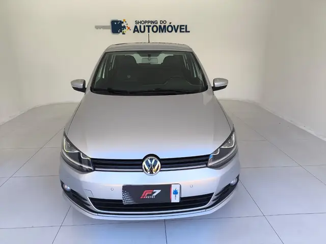 Carro Volkswagen Fox 2017 1.0 MPI Comfortline (Flex)