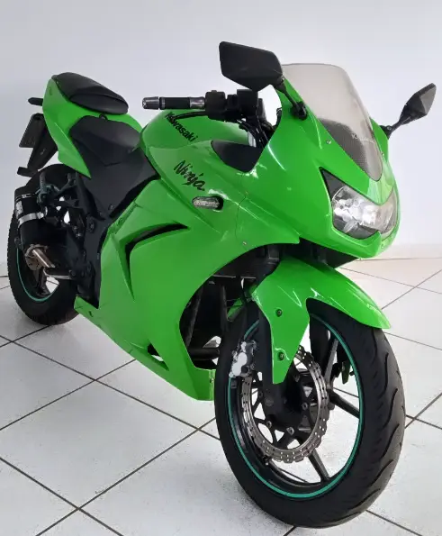 Carro Kawasaki Ninja 2009 250R