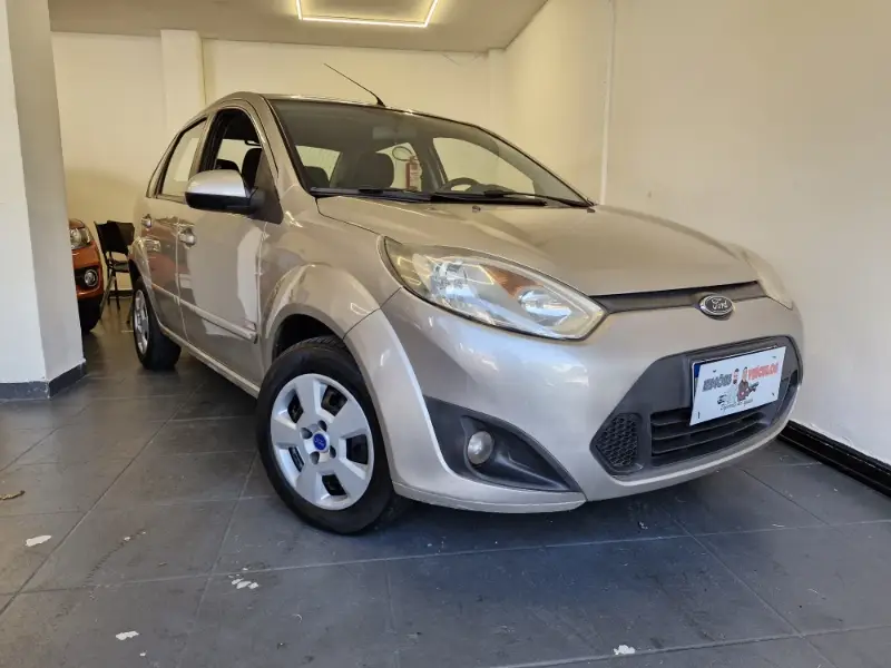 Ford Fiesta Sedan 1.6 (Flex)