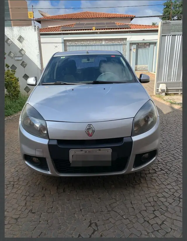 Carro Renault Sandero 2014 Expression 1.0 16V (flex)