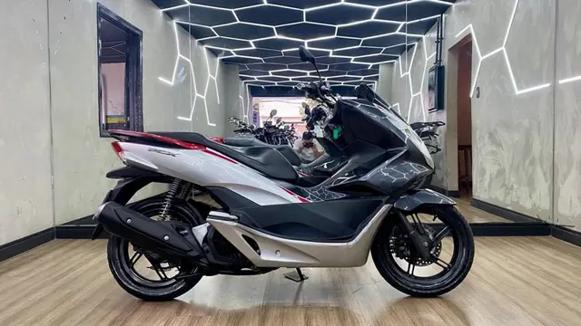 Carro Honda PCX 150 2018 Sport