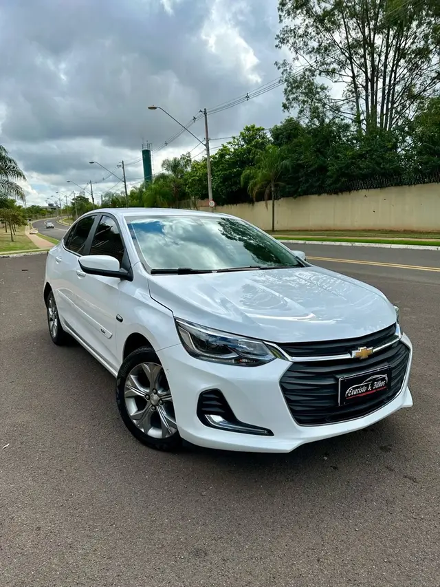 Carro Chevrolet Onix Plus 2020 1.0 Premier Turbo Flex (Aut)