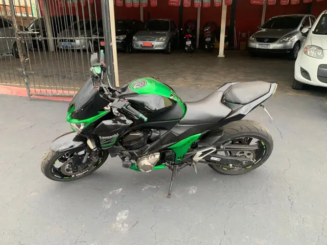 Carro Kawasaki Z 800 2014 (ABS)