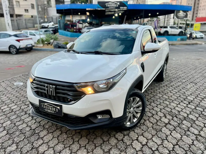 Fiat Strada Freedom 1.3 CS (Flex)