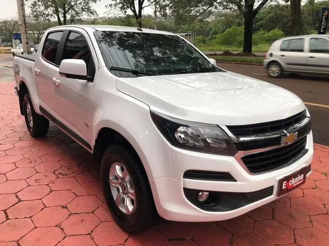 Carro Chevrolet S10 Cabine Dupla 2019 S10 2.8 CTDI LS 4WD (Cabine Dupla)