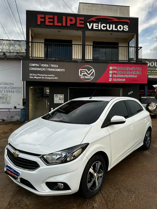 Carro Chevrolet Onix 2018 1.4 LTZ SPE/4 (Aut)